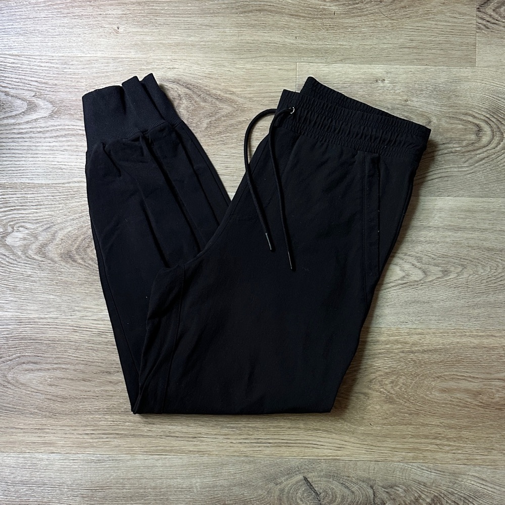 ALO Yoga Men's Black Sweatpants